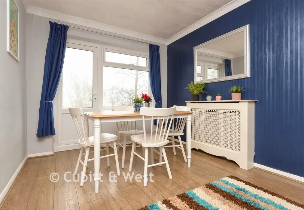 Dining Area - Eccles Hill, North Holmwood, Dorking, Surrey - Wards of Kent