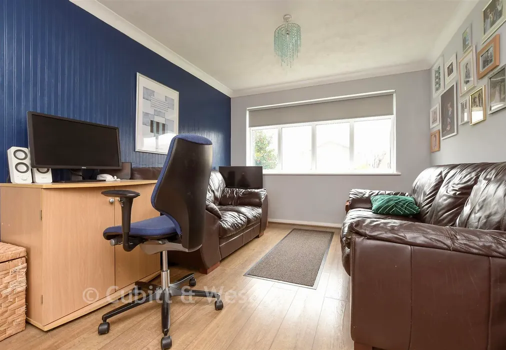 Lounge/Diner - Eccles Hill, North Holmwood, Dorking, Surrey - Wards of Kent