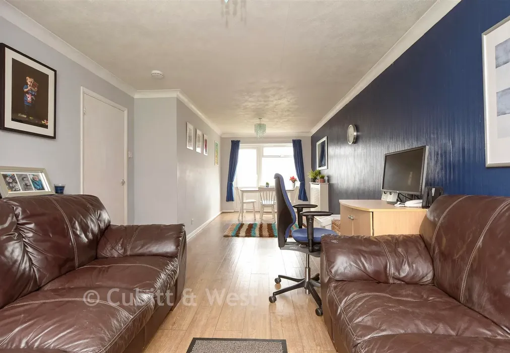 Lounge/Diner - Eccles Hill, North Holmwood, Dorking, Surrey - Wards of Kent