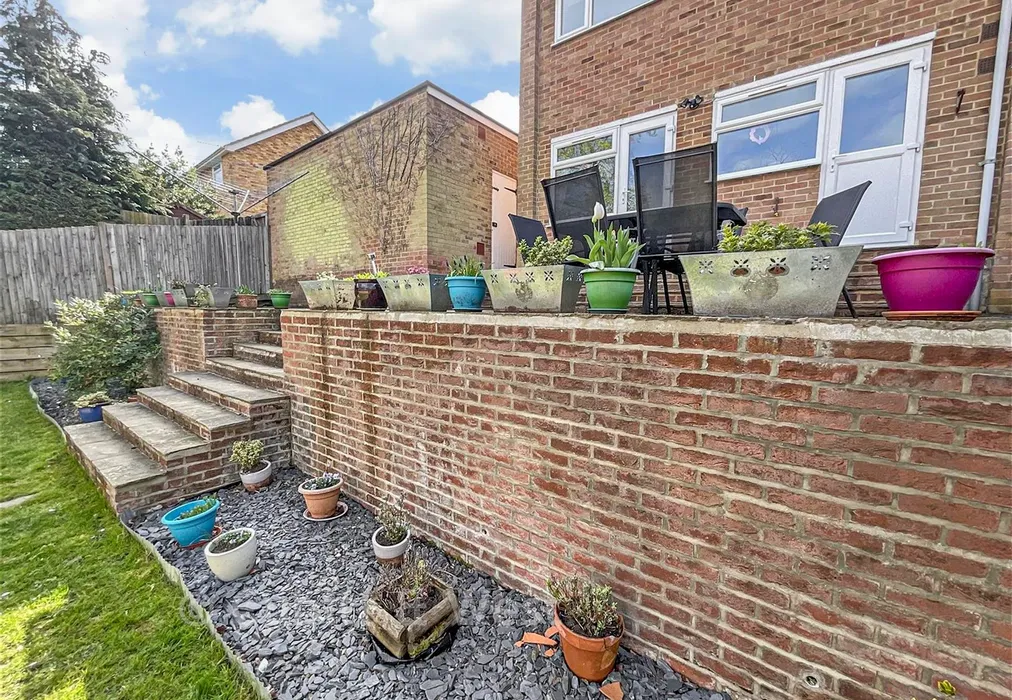 Patio - Eccles Hill, North Holmwood, Dorking, Surrey - Wards of Kent
