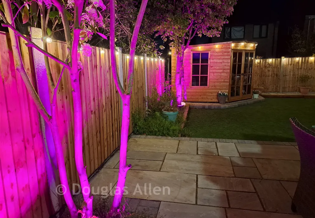 Evening - Hornbeam Way, Laindon, Basildon, Essex - Wards of Kent