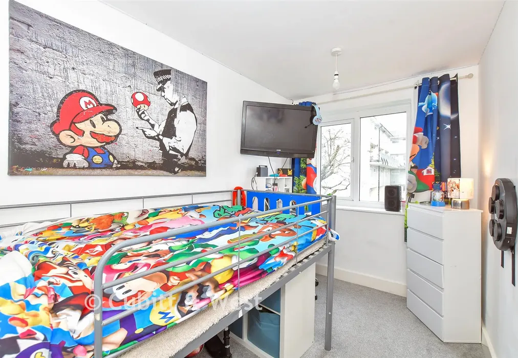 Bedroom 3 - Fort Cumberland Road, Southsea, Hampshire - Wards of Kent