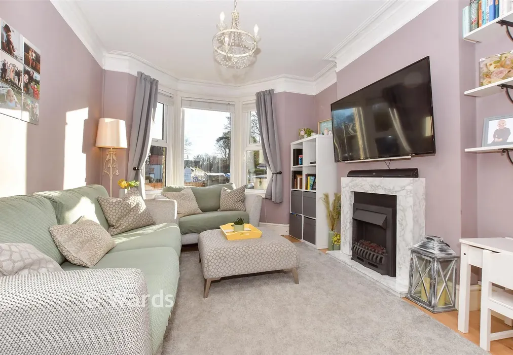 Lounge - Crabble Road, Dover, Kent - Wards of Kent