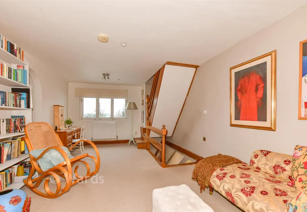 Sitting Room - Bekesbourne Hill, Bekesbourne, Canterbury, Kent - Wards of Kent