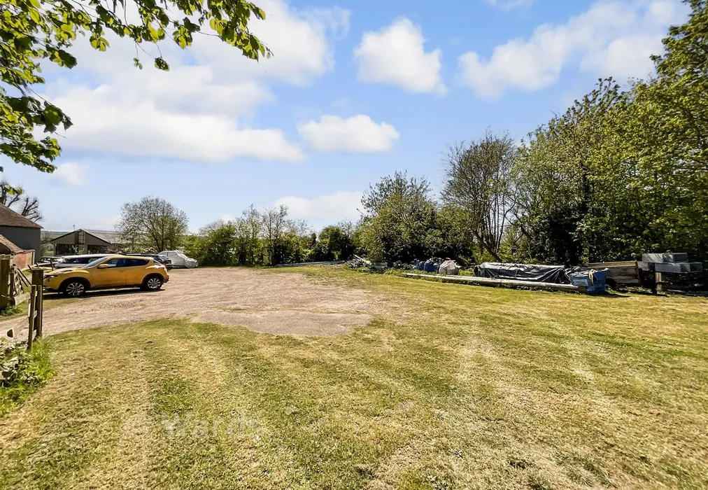 Residents Car Park - Bekesbourne Hill, Bekesbourne, Canterbury, Kent - Wards of Kent