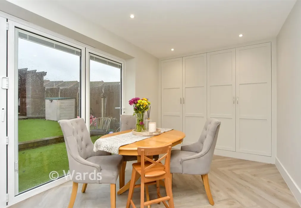 Dining Area - Nottingham Walk, Strood, Rochester, Kent - Wards of Kent