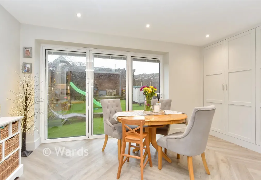 Dining Area - Nottingham Walk, Strood, Rochester, Kent - Wards of Kent