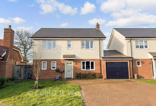 Bannisters Croft, Blindley Heath, Lingfield, Surrey - Wards of Kent