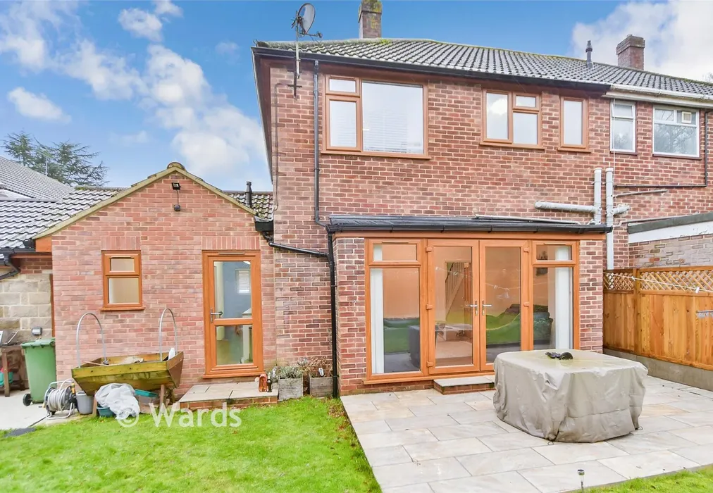 Rear Elevation - Racefield Close, Shorne, Gravesend, Kent - Wards of Kent