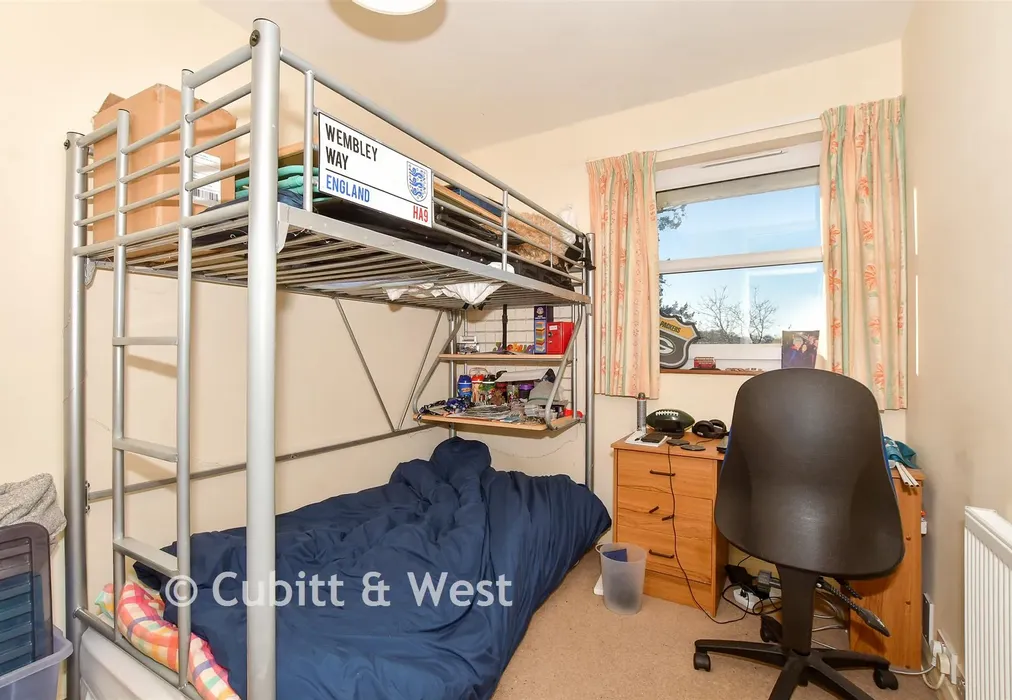 Bedroom 3 - High Street, Cranleigh, Surrey - Wards of Kent