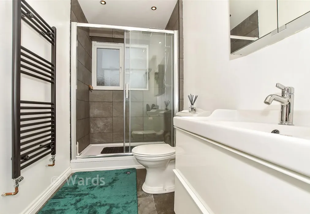 Shower Room - Heather Drive, St. Michaels, Tenterden, Kent - Wards of Kent