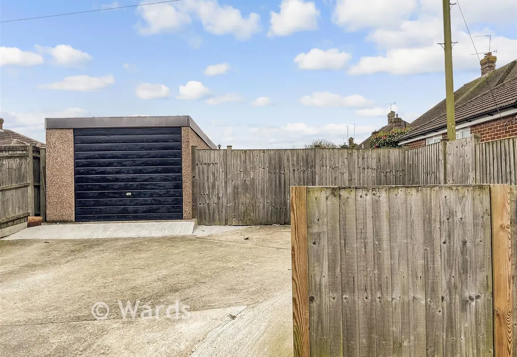 Garage - Heather Drive, St. Michaels, Tenterden, Kent - Wards of Kent