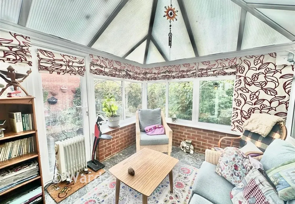 Conservatory - Brambles Close, Minster-On-Sea, Sheerness, Kent - Wards of Kent