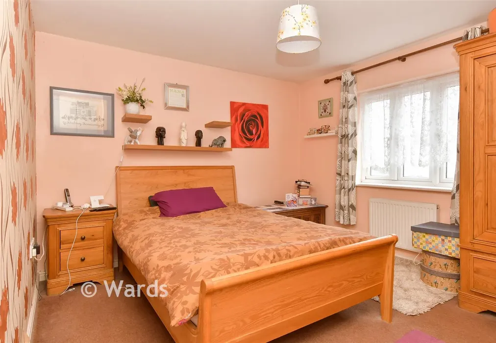 Bedroom 1 - Brambles Close, Minster-On-Sea, Sheerness, Kent - Wards of Kent