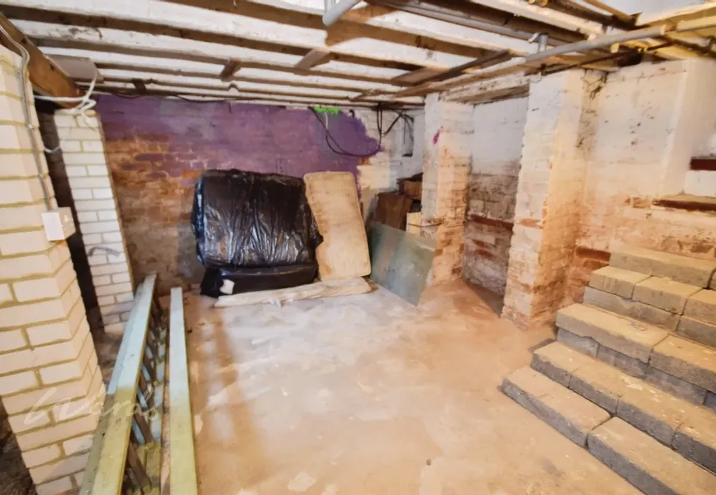 mills cellar - Mills Terrace Chatham ME4 - Wards of Kent