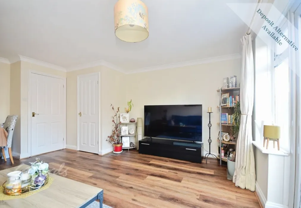 Lounge - Manor Road Deal CT14 - Wards of Kent