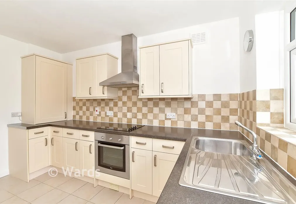 Kitchen/Diner - Old Kent Road, Paddock Wood, Tonbridge, Kent - Wards of Kent