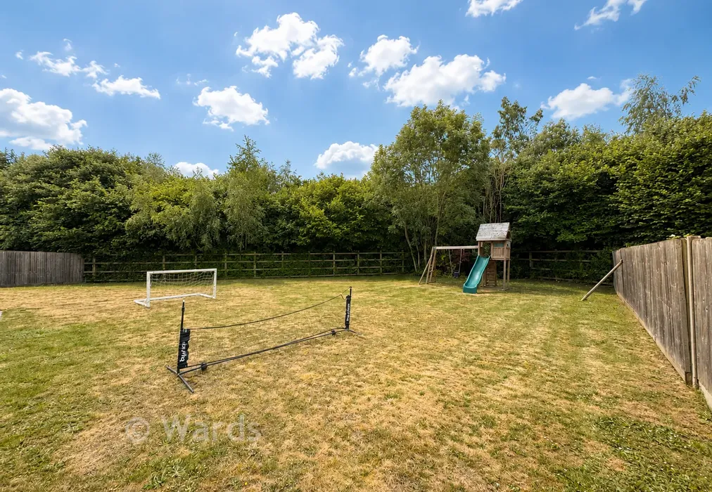 Rear Garden. - Quarry Road, Ryarsh, West Malling, Kent - Wards of Kent