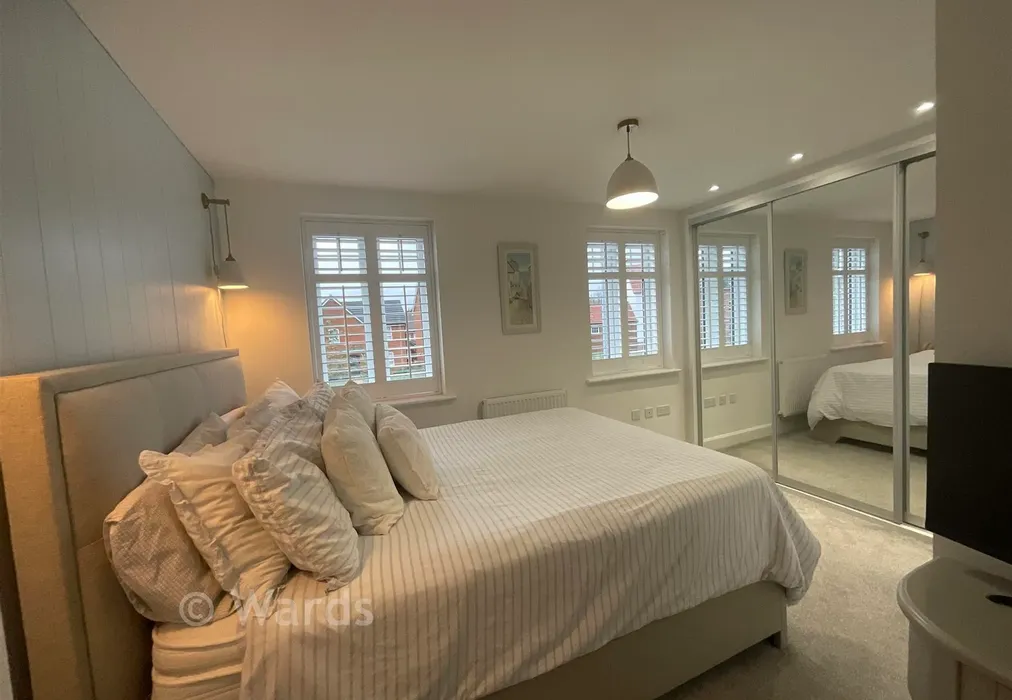 Bedroom 1 - Saki Close, Aylesford, Kent - Wards of Kent