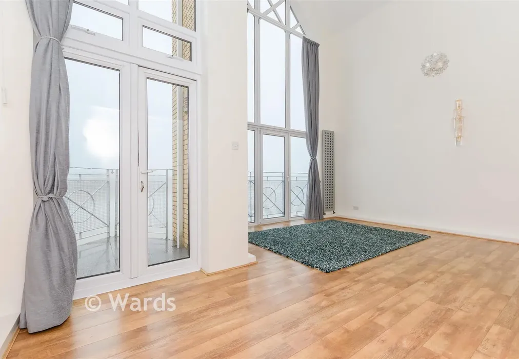 Lounge - Valetta Way, The Esplanade, Rochester, Kent - Wards of Kent