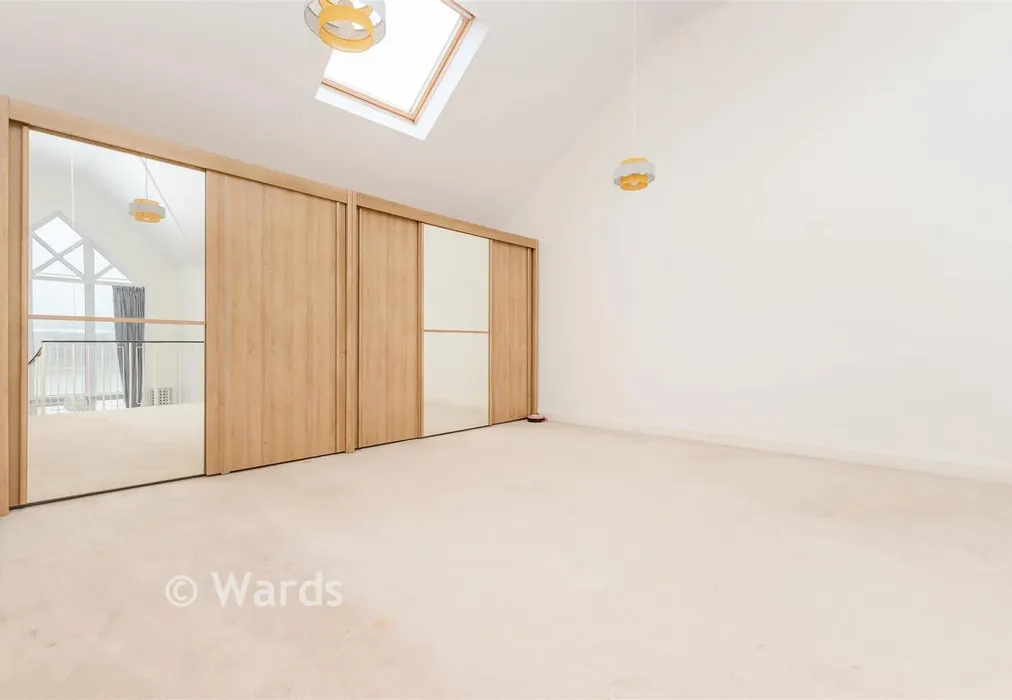 Bedroom 1 - Valetta Way, The Esplanade, Rochester, Kent - Wards of Kent
