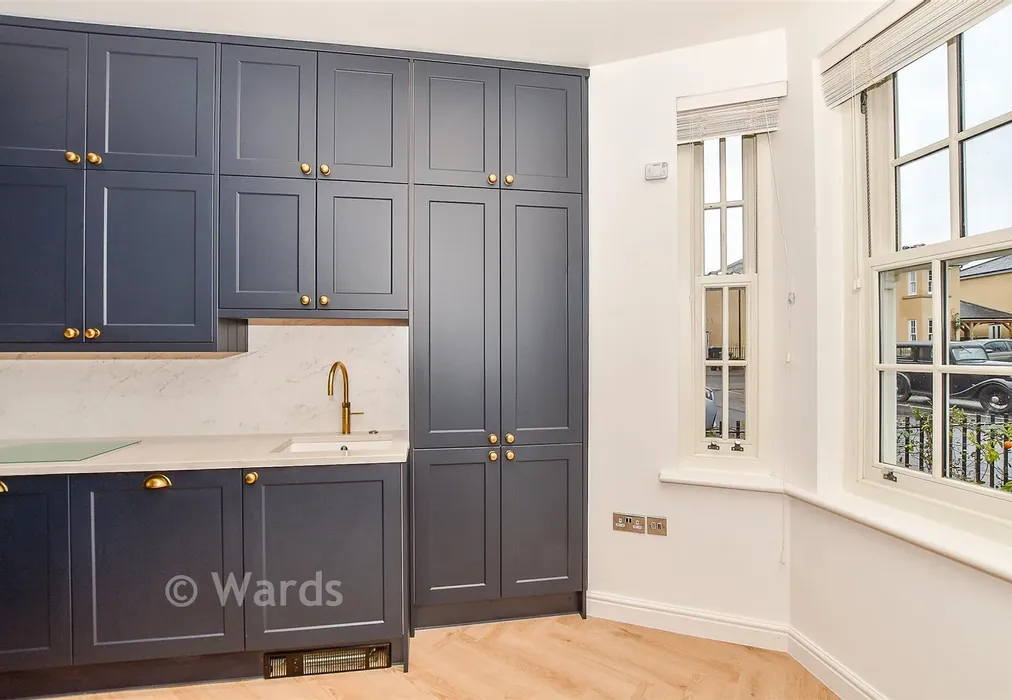 Kitchen - Holdstock Road, Tenterden, Kent - Wards of Kent