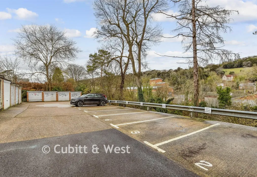 Driveway/Parking - Bader Close, Kenley, Surrey - Wards of Kent