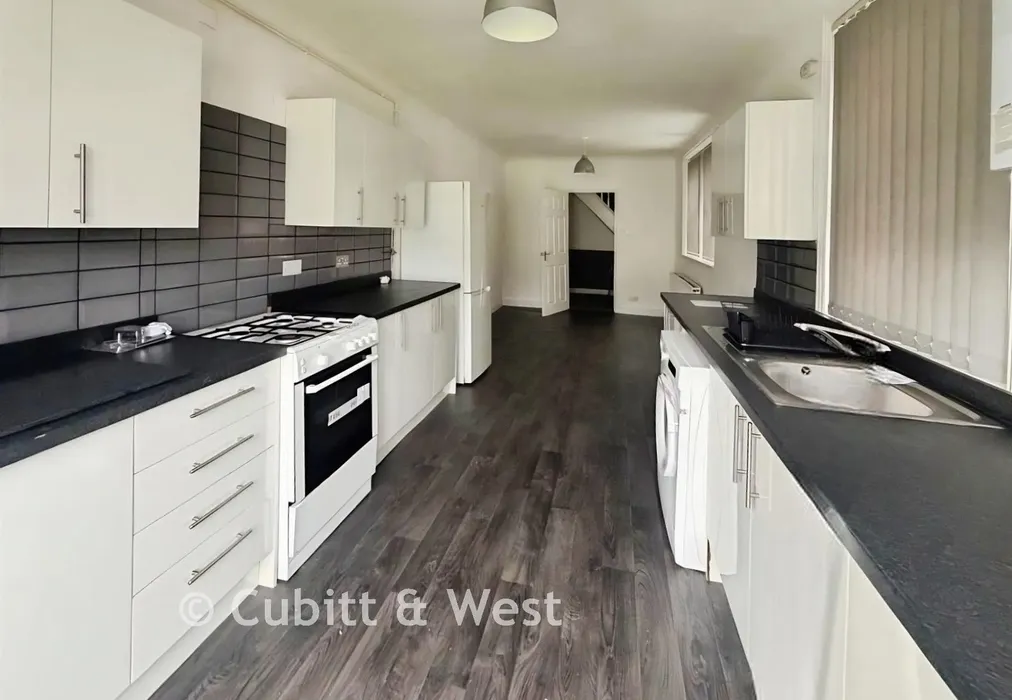 Kitchen - Dover Road, Portsmouth, Hampshire - Wards of Kent