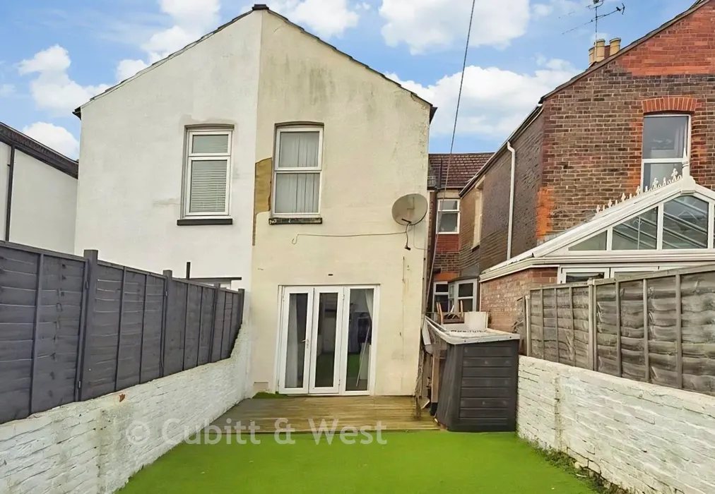 Rear Garden - Dover Road, Portsmouth, Hampshire - Wards of Kent
