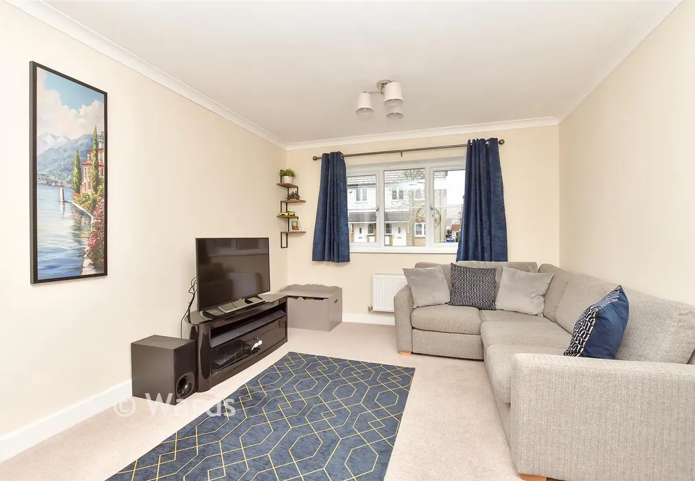 Lounge - Haffenden Avenue, Sittingbourne, Kent - Wards of Kent