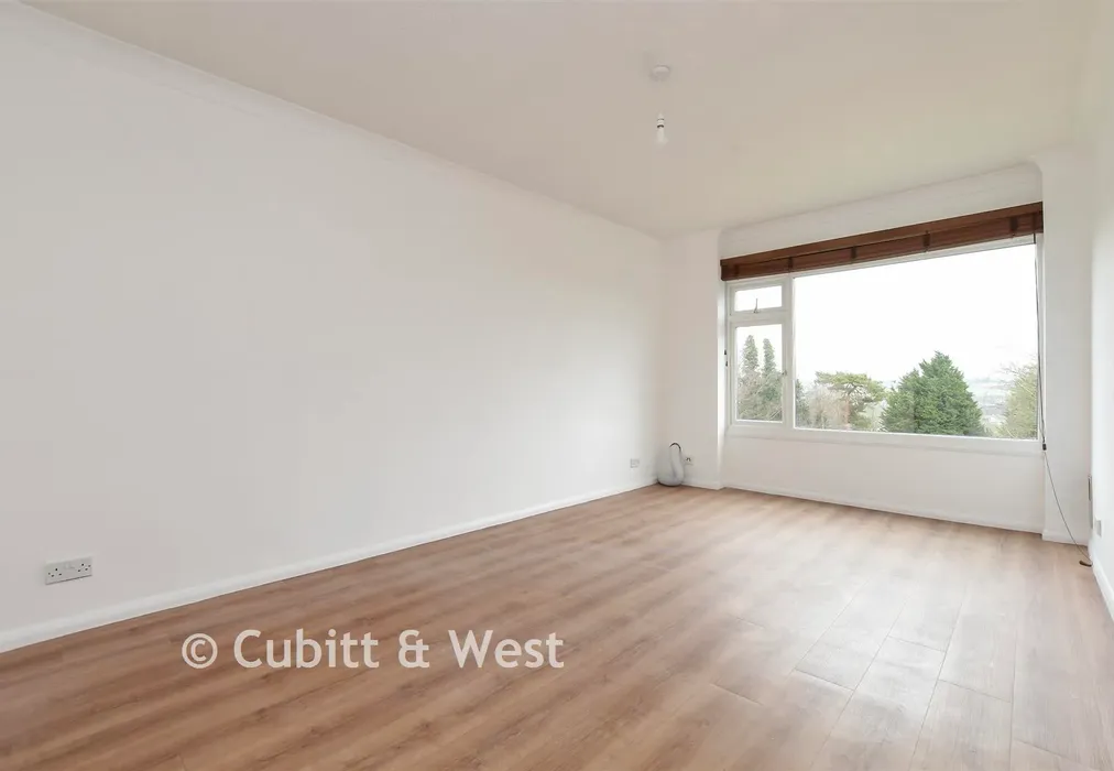 Lounge/Diner - Downswood, Reigate, Surrey - Wards of Kent
