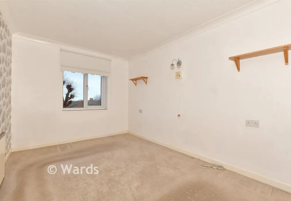 Bedroom - Bartholomew Street, Hythe, Kent - Wards of Kent