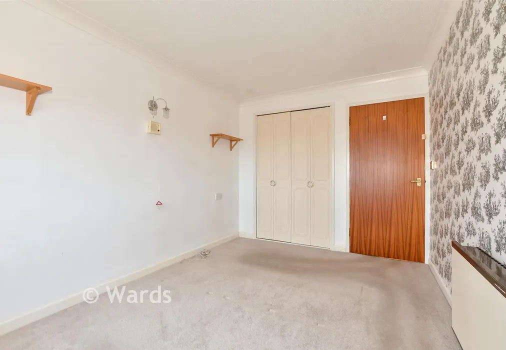 Bedroom - Bartholomew Street, Hythe, Kent - Wards of Kent