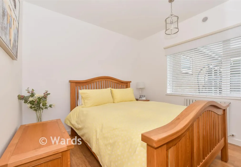 Bedroom 2 - The Fairway, Littlestone, Kent - Wards of Kent