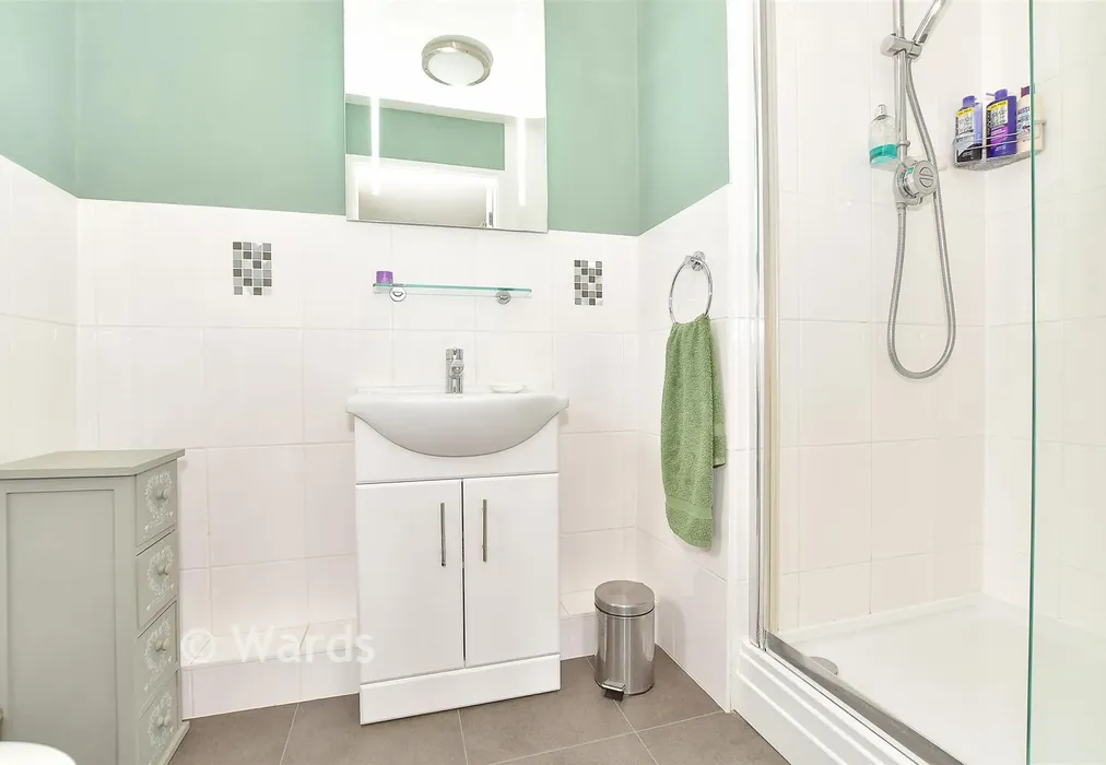 En-Suite Shower Room - Beacon Walk, Tenterden, Kent - Wards of Kent