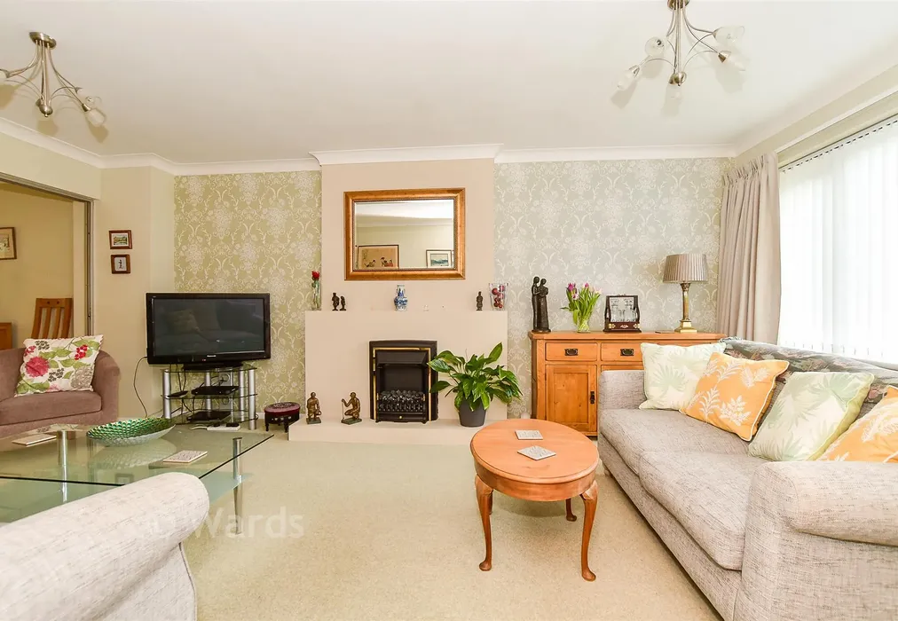 Lounge - Beacon Walk, Tenterden, Kent - Wards of Kent