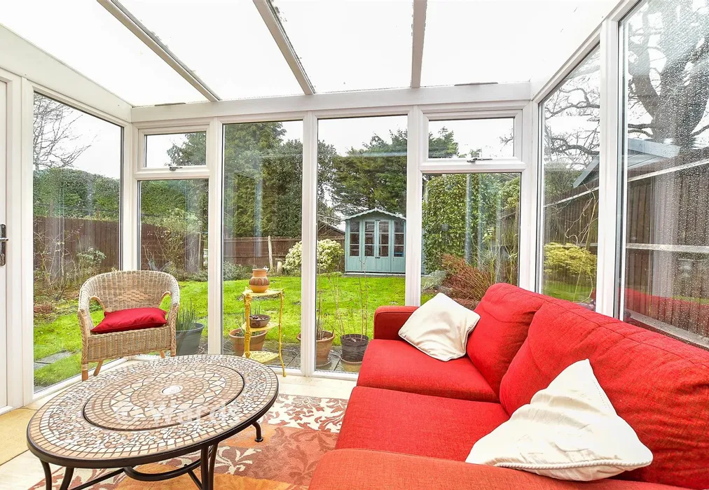 Conservatory - Beacon Walk, Tenterden, Kent - Wards of Kent
