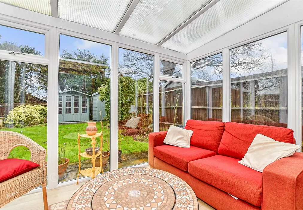 Conservatory - Beacon Walk, Tenterden, Kent - Wards of Kent