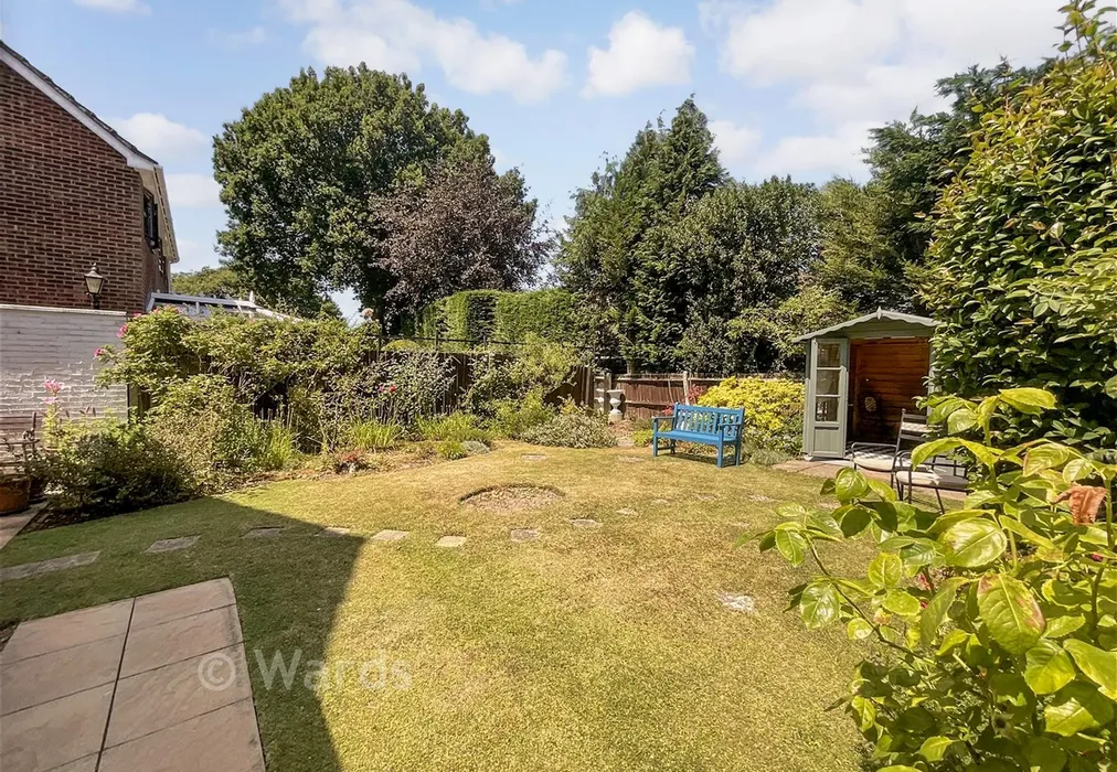 Garden - Beacon Walk, Tenterden, Kent - Wards of Kent