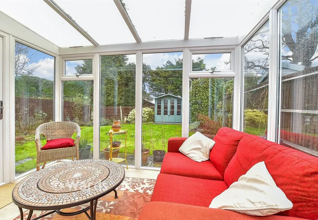 Conservatory - Beacon Walk, Tenterden, Kent - Wards of Kent