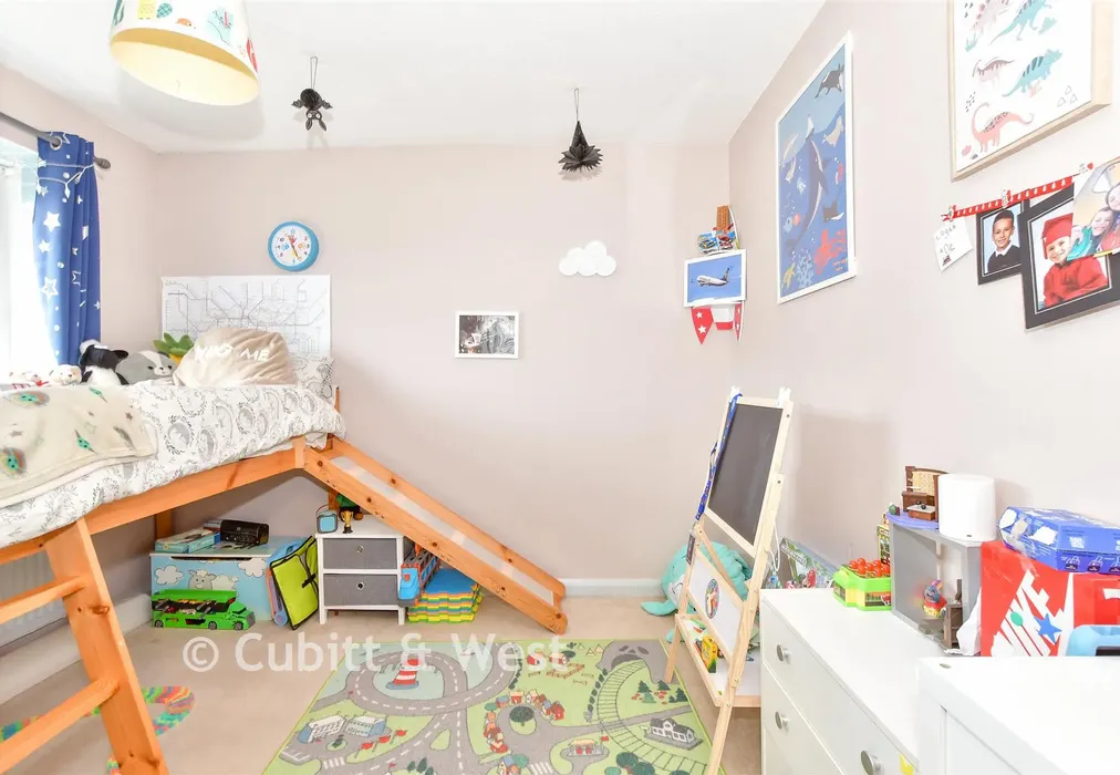 Bedroom 3 - Bersted Street, Bognor Regis, West Sussex - Wards of Kent