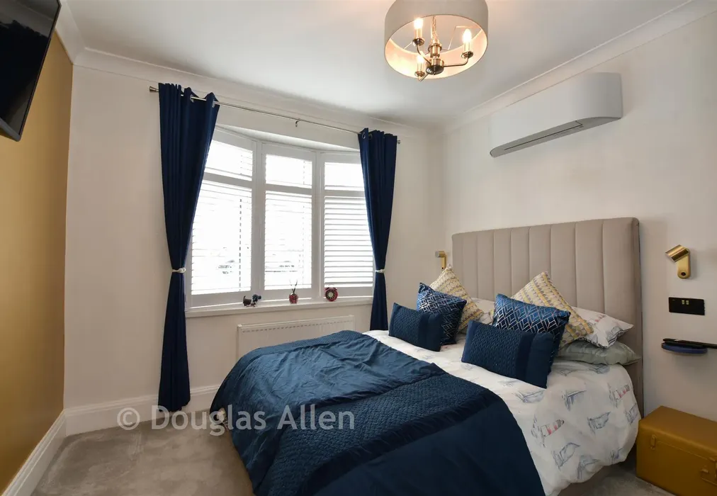 Bedroom 2 - Ingreway, Harold Wood, Romford, Essex - Wards of Kent