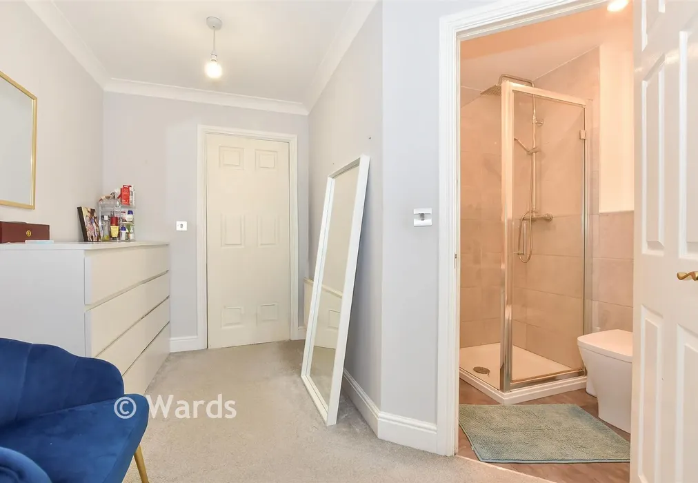 Bedroom 1 - Mercer Close, Larkfield, Kent - Wards of Kent