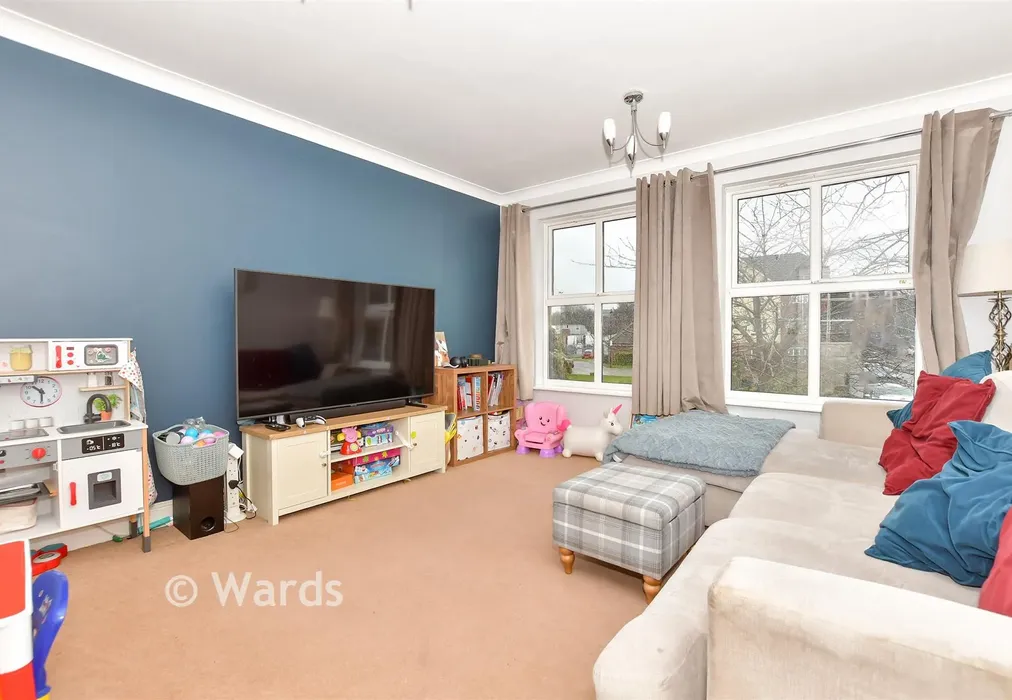 Lounge - Mercer Close, Larkfield, Kent - Wards of Kent