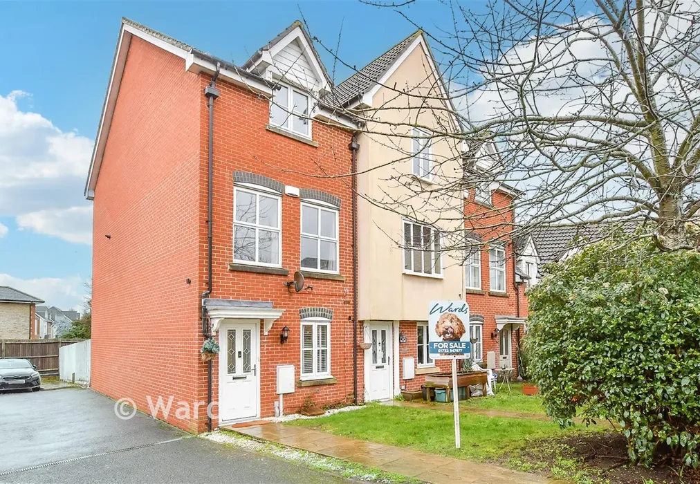 External (Web) - Mercer Close, Larkfield, Kent - Wards of Kent