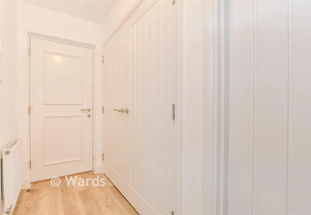 Entrance Hall - Three Fields Road, Tenterden, Kent - Wards of Kent