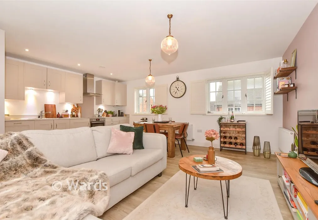 Lounge/Kitchen/Diner - Three Fields Road, Tenterden, Kent - Wards of Kent