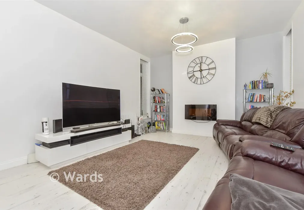 Lounge - Park Avenue, Dover, Kent - Wards of Kent