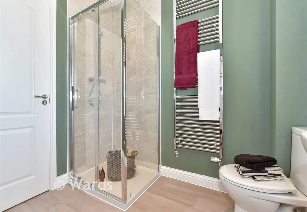 Bathroom - Richmond Park, Whitfield, Dover, Kent - Wards of Kent