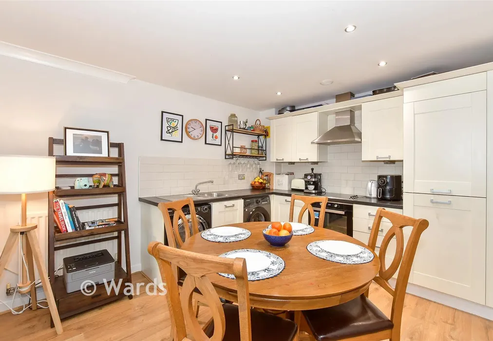 Kitchen/Living Area - Ingram Close, Larkfield, Aylesford, Kent - Wards of Kent